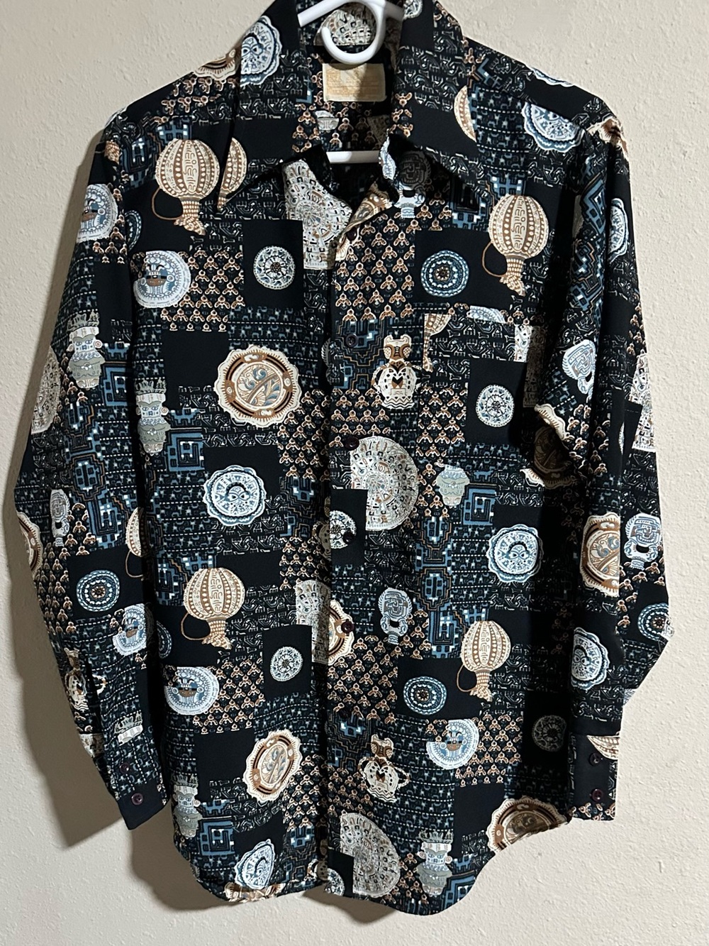 Vintage Kings Road by Sear’s Men's Black Novelty Patterned Casual Button-Down